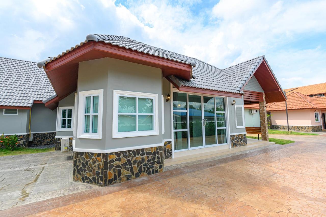 Avarin Resort Pak Chong Eksteriør billede
