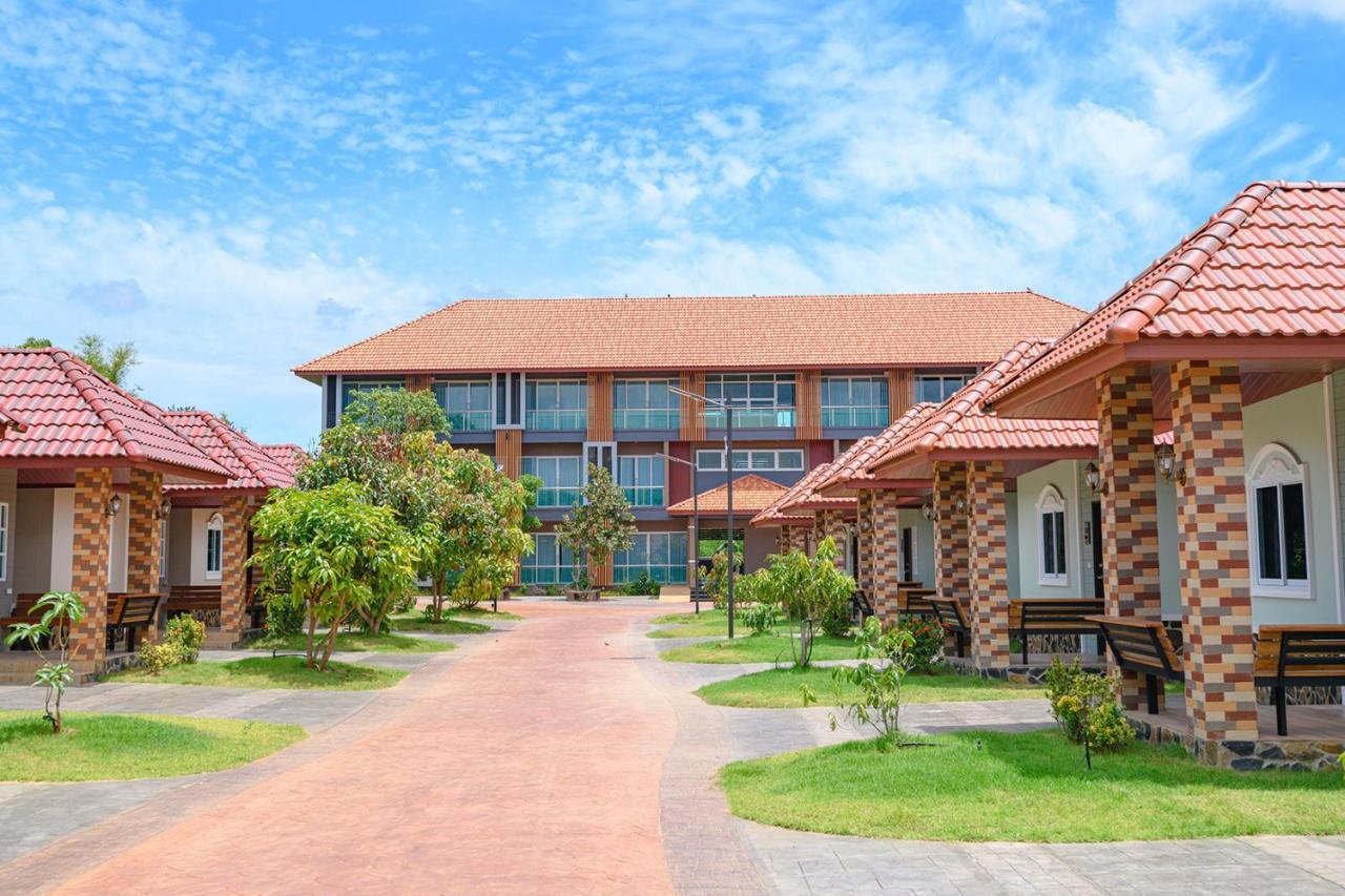 Avarin Resort Pak Chong Eksteriør billede